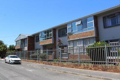 Apartment / Flat For Sale in Glenlily, Parow