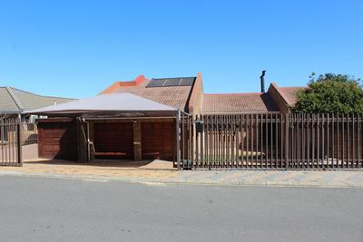 House For Sale in De Tijger, Cape Town