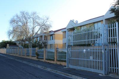 Apartment / Flat For Sale in Churchill Estate, Parow
