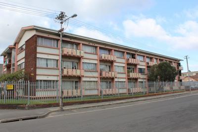 Apartment / Flat For Sale in Parow Central, Parow